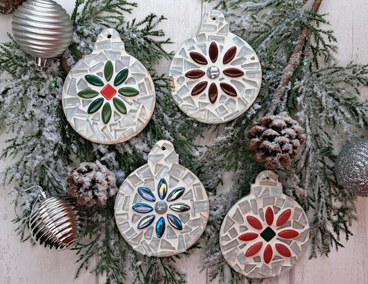 *Cinnamon Indian Restaurant Grafham Adults only Christmas Workshop*