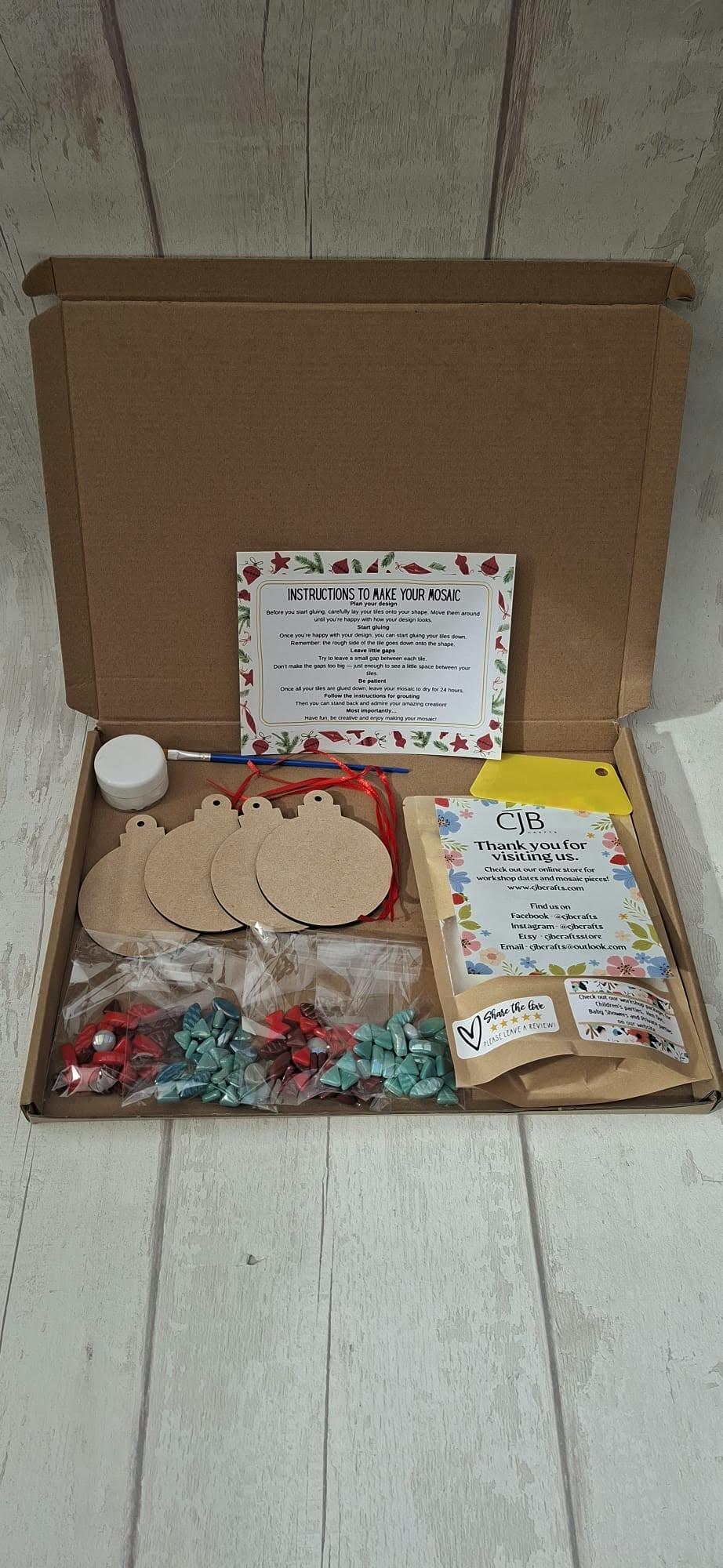 Baubles Tree Decoration Mosaic Kit