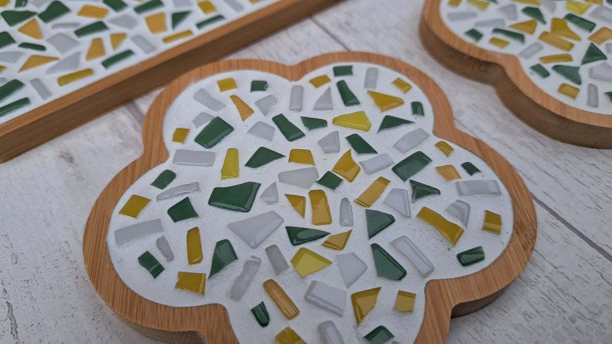 Small tray and 2 coasters