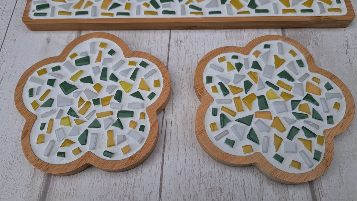 Small tray and 2 coasters