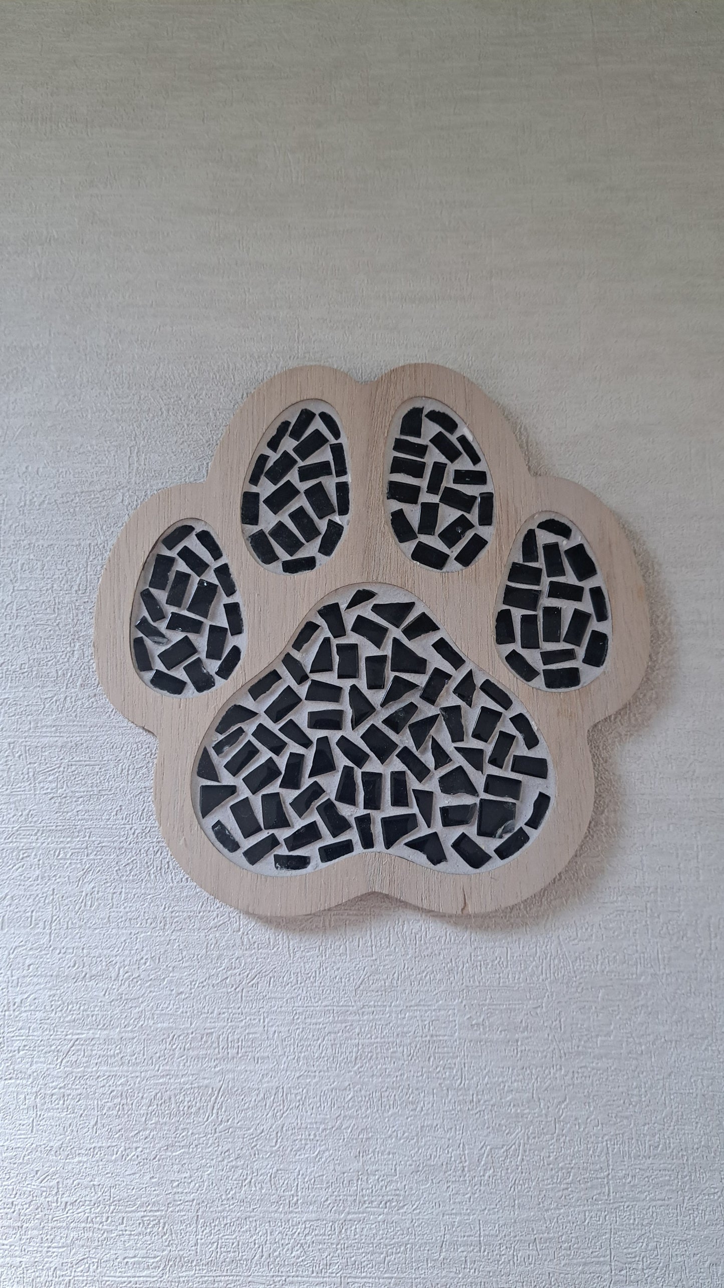 Mosaic pawprint