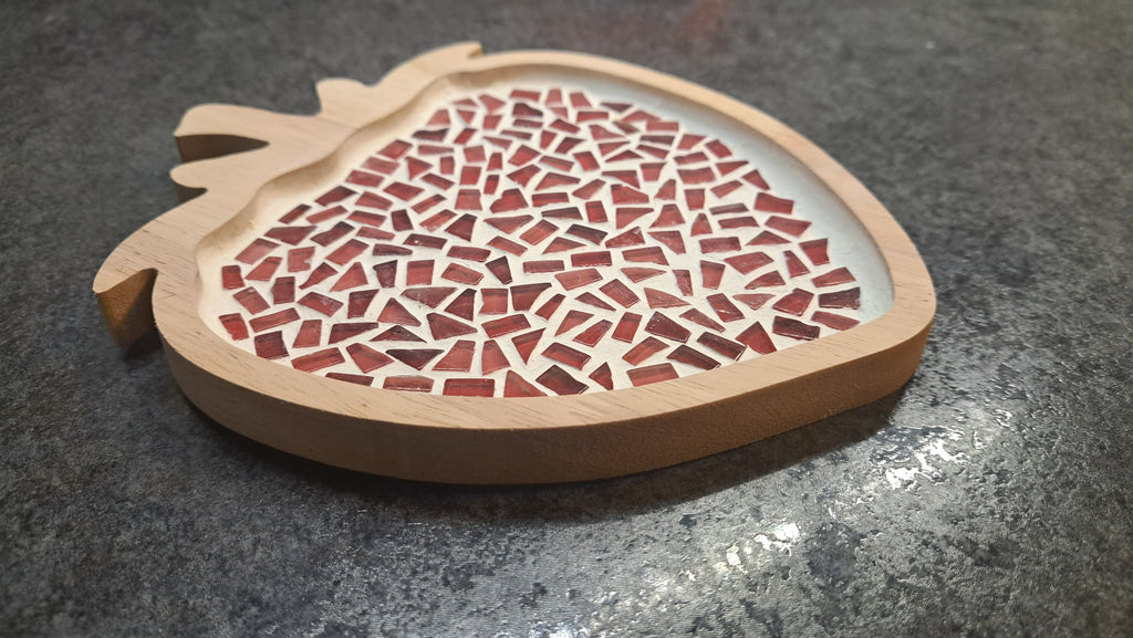 Mosaic Strawberry – Tray or Home Décor