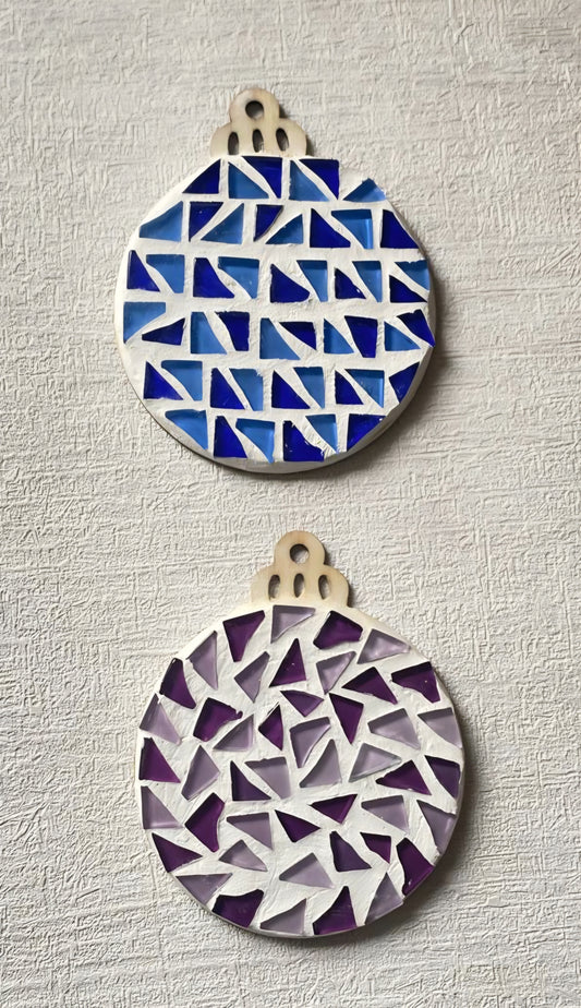 5 Mosaic grouted baubles